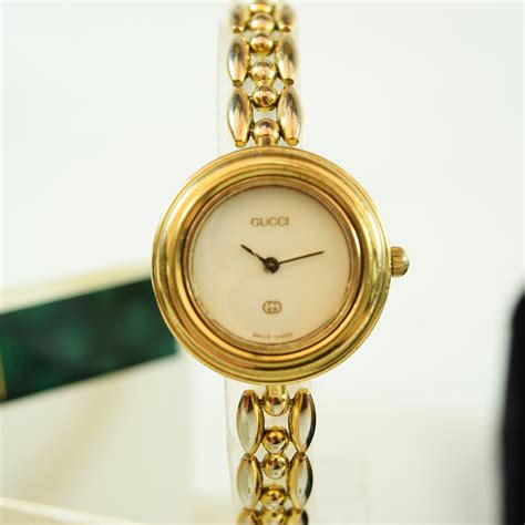 gucci gold chain watch